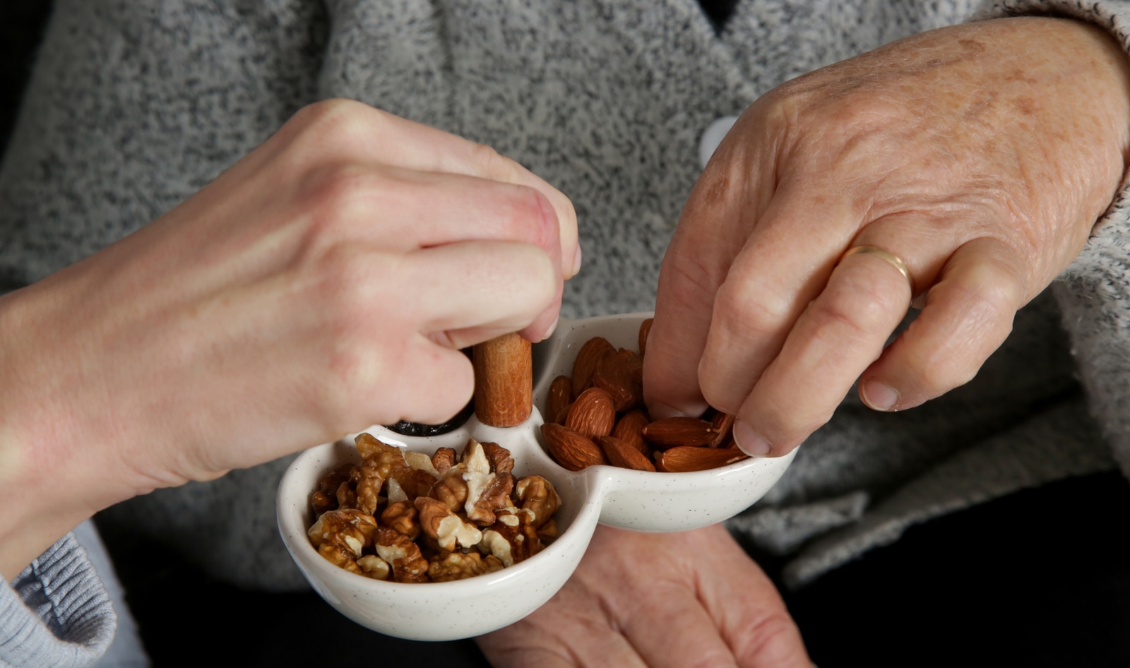 A Plant-Based Diet High In Nuts Lowers Parkinson's Risk by 31 Percent, Study Finds
