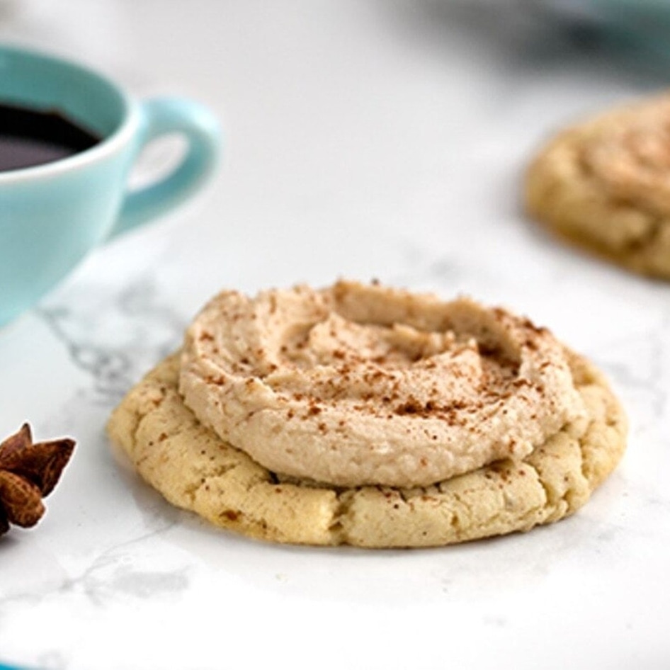 Stop Everything and Eat These 13 Vegan Christmas Cookies Immediately