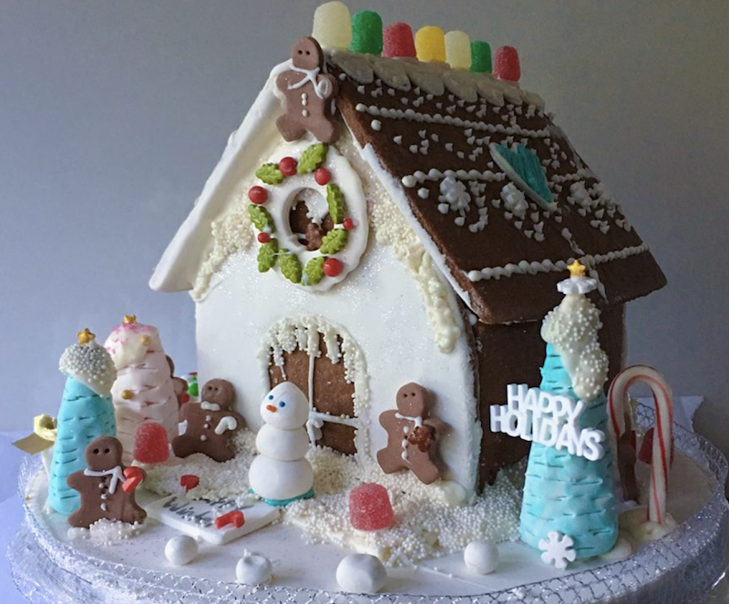 5 Vegan Gingerbread Houses to Build This Year | VegNews