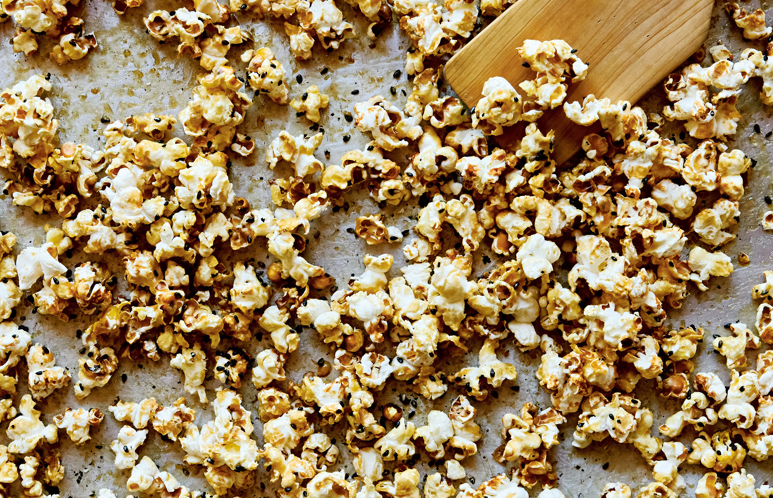 VegNews.MisoButterCaramelPopcorn