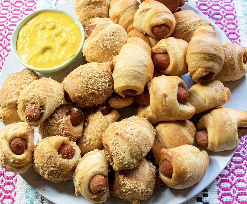 VegNews.carrotpigsblanket Cropped