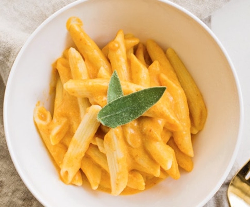 VegNews.PumpkinCreamPenne.Feature