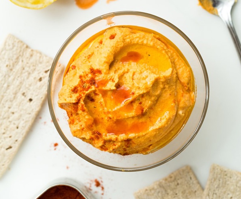 VegNews.BuffaloHummus