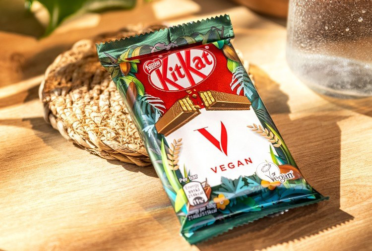 VegNews.VeganKitKat3