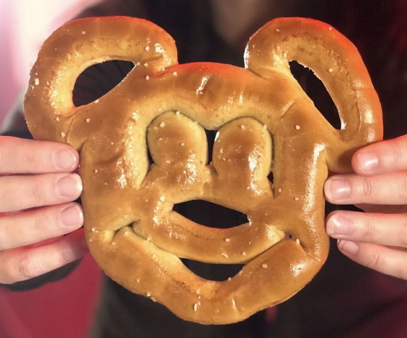 VegNews.MickeyPretzel