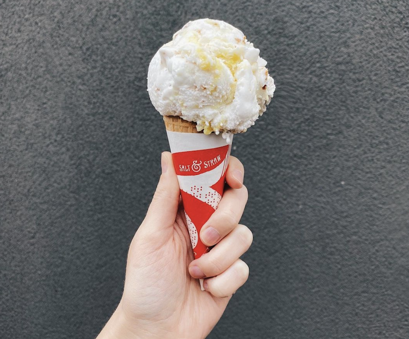 VegNews.VeganSaltandStraw