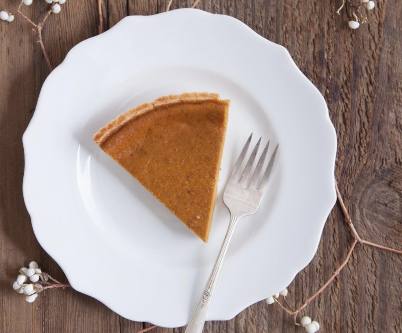 VegNews.RaisedPumpkinPie