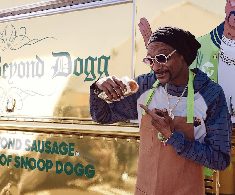 VegNews.SnoopDoggs