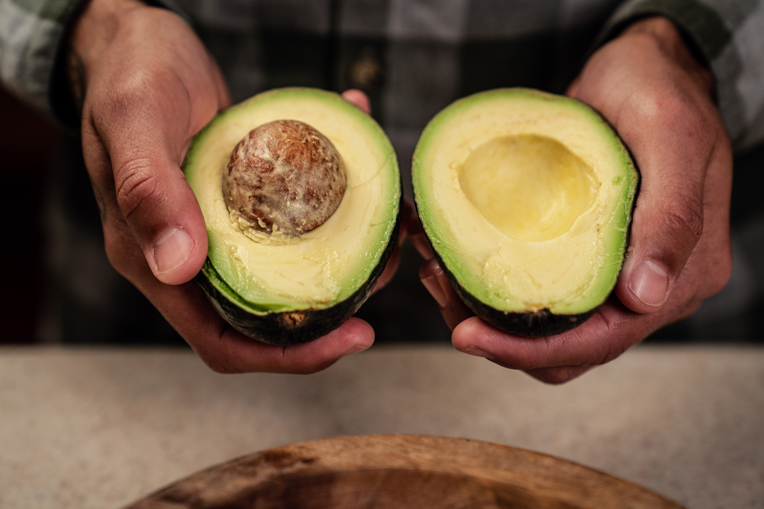 VegNews.AvocadoHands