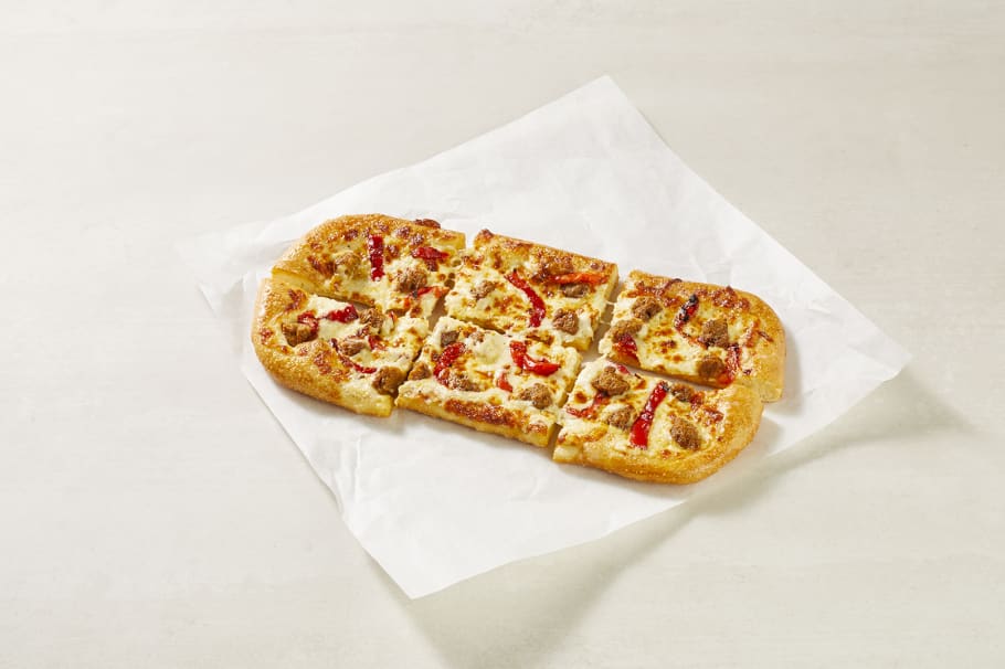 Pizza Hut Just Added Beyond Meat’s Vegan Sausage to All 450 Locations