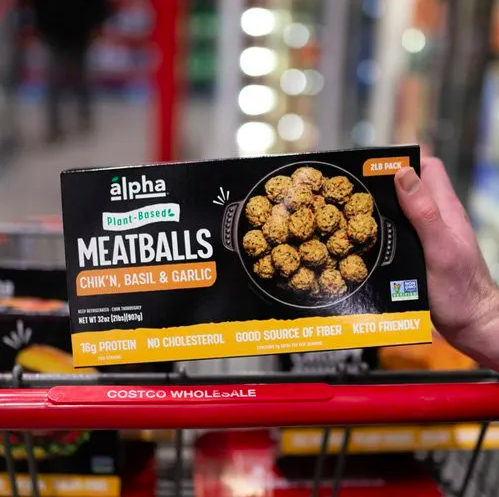 VegNews.AlphaFoodsChickenMeatballs