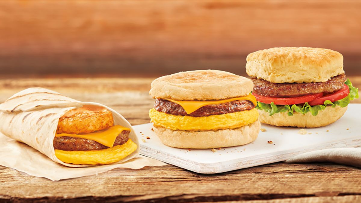 VegNews.TimHortonsBeyondMeatBreakfast