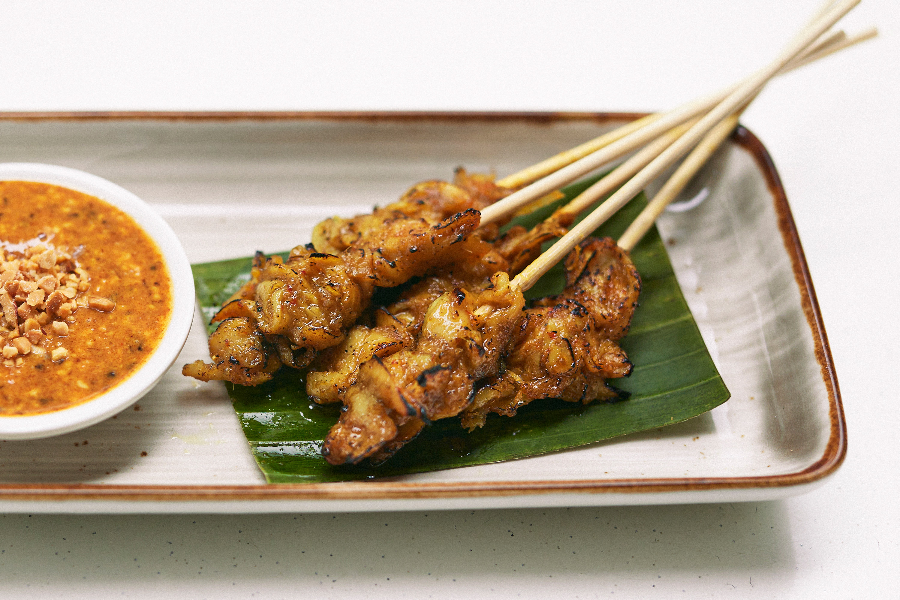 VegNews.ChickenSatay2.GoodMeat