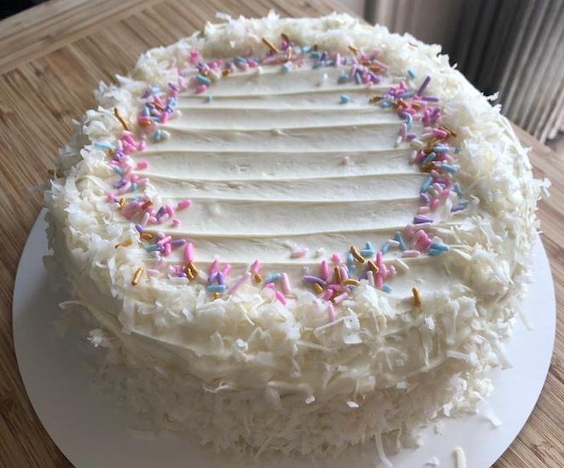 VegNews.Dollypartoncoconutcake