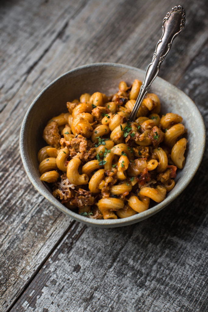 VegNews.OnePotVeganHamburgerHelper.MississippiVegan