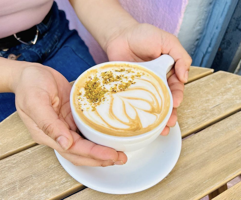 How to Make Eye-Catching Latte Art