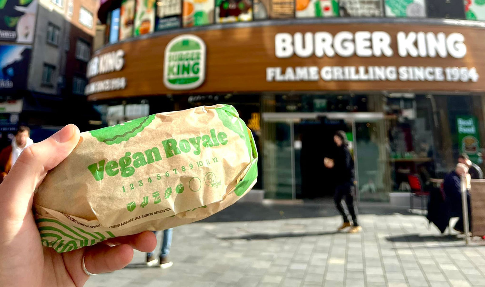 VegNews.VeganRoyale.BurgerKing