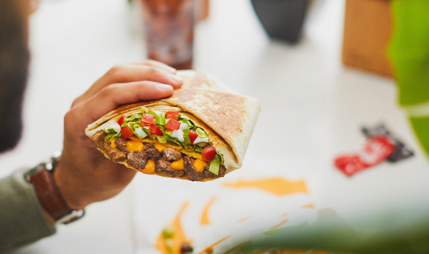 VegNews.Beyond Carne Asada Steak - Crunchwrap