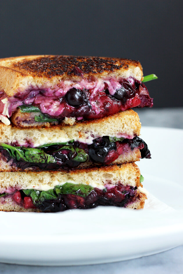 VegNews.BalsamicBerryGrilled Cheese