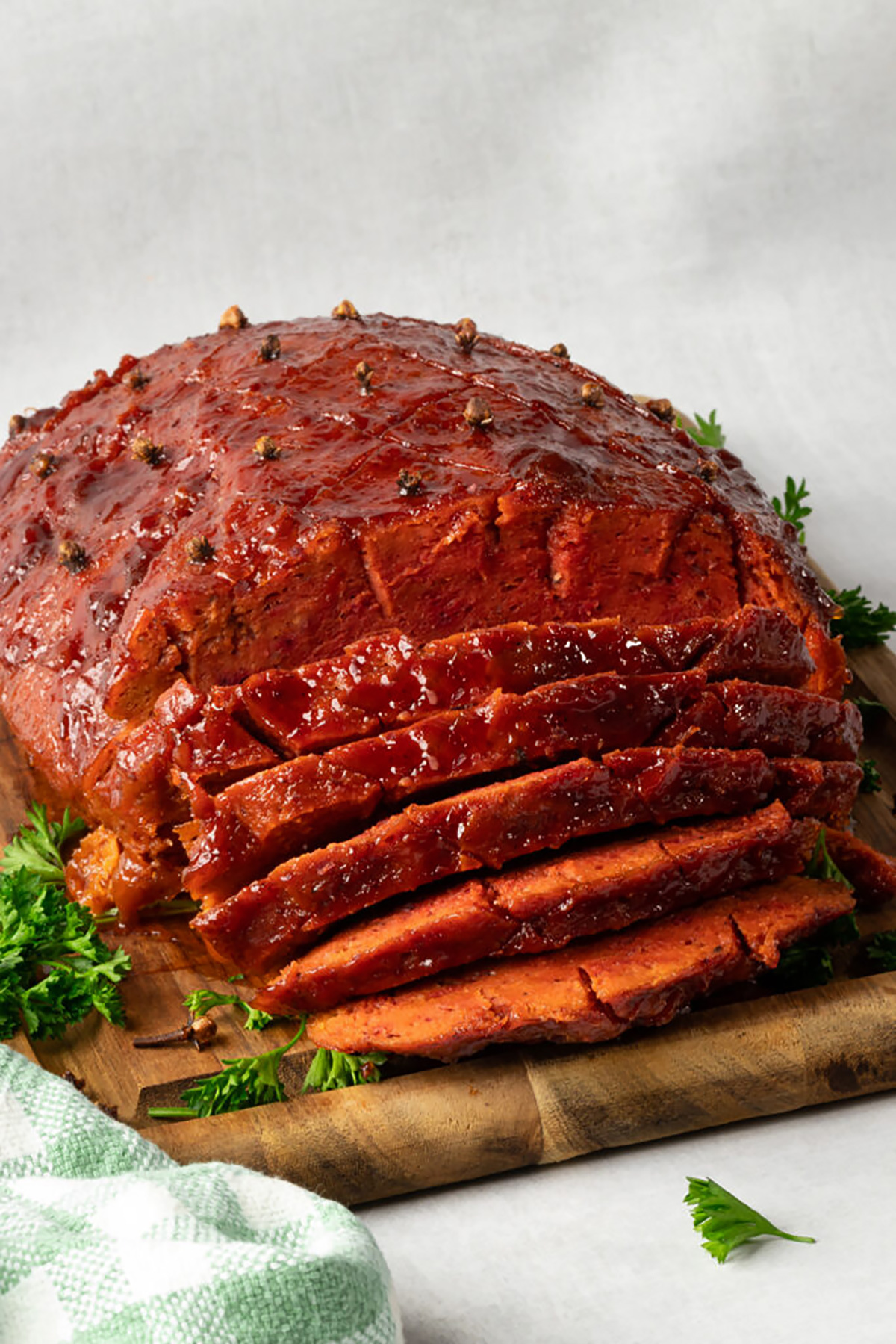 What Is Vegan Ham? From Deli Slices to Holiday Roasts, Here's