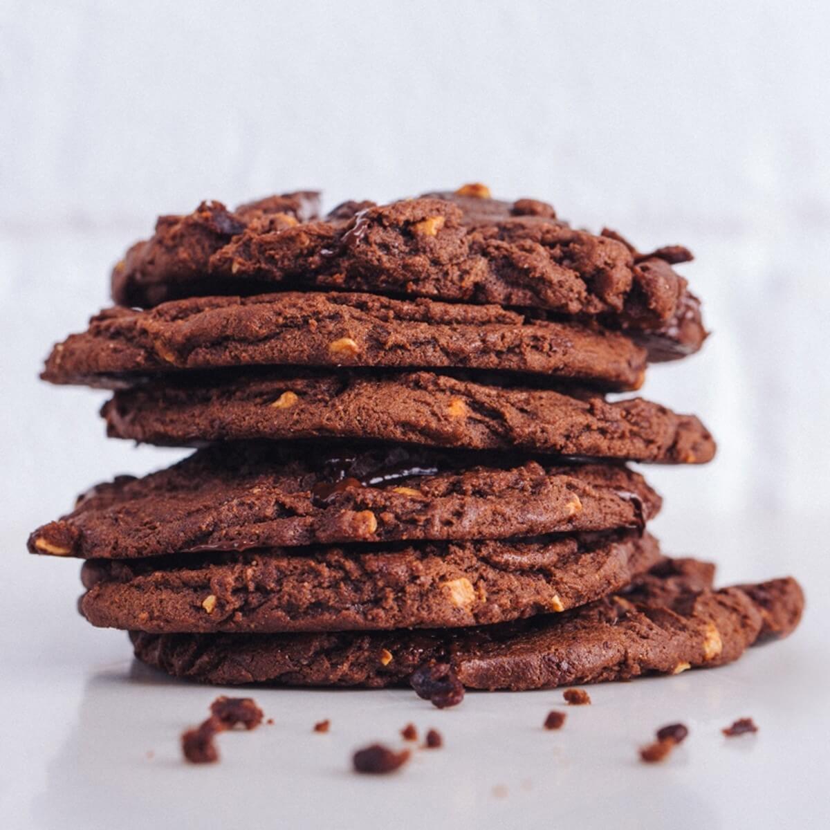 VegNews.ChocolateAlmondCookies