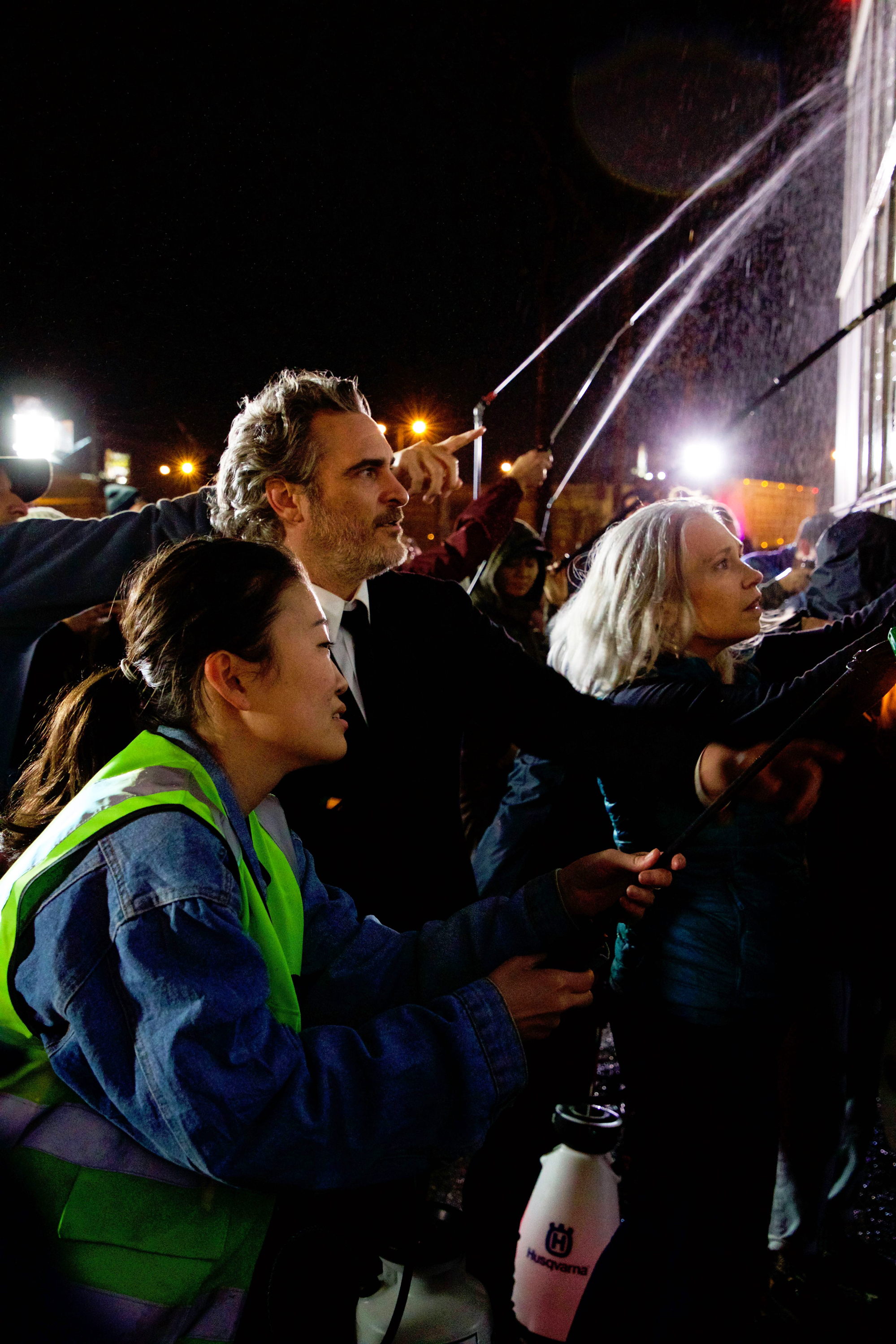 VegNews.JoaquinPhoenix4.RobertSud