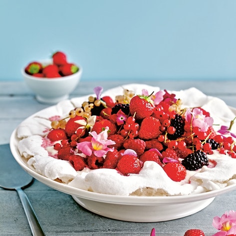Mixed Berry Pavlova