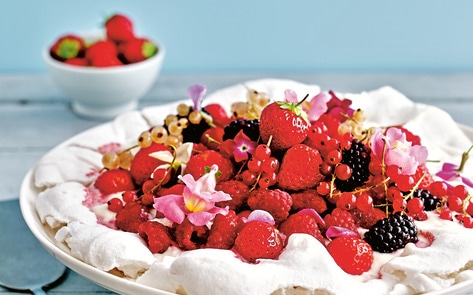 Mixed Berry Pavlova