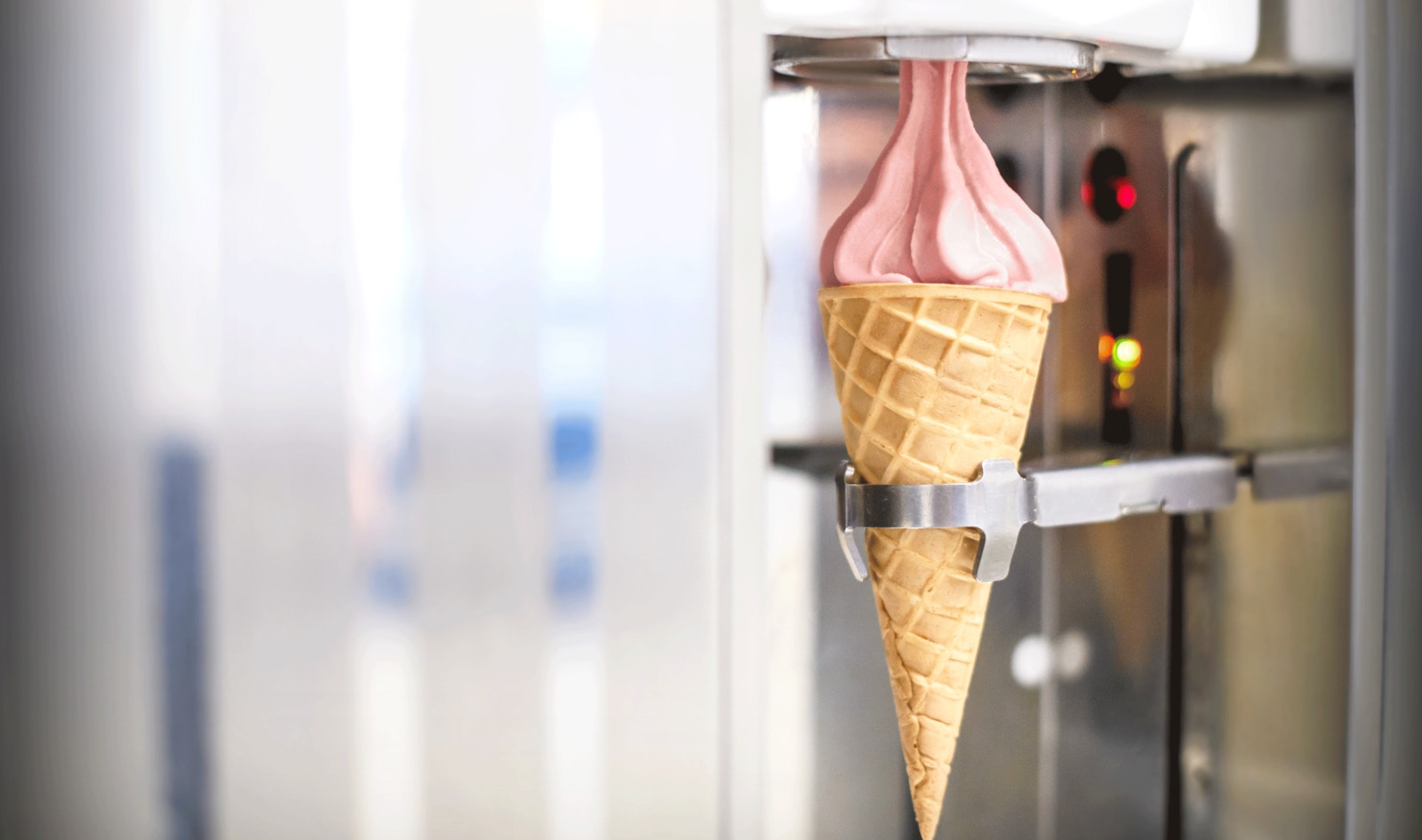 IKEA Debuts Vegan Soft-Serve at All European Locations 