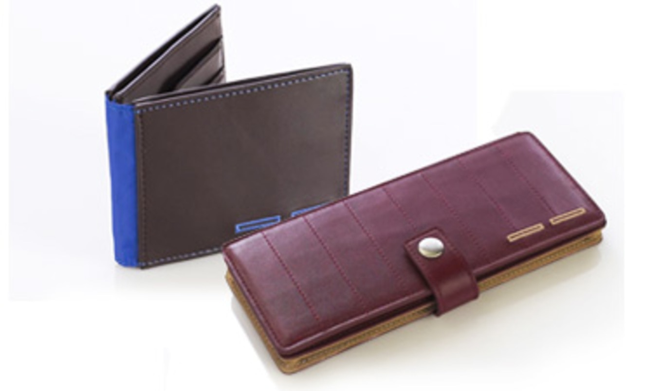 48-Hour Giveaway: His & Her Malcolm Fontier Wallets