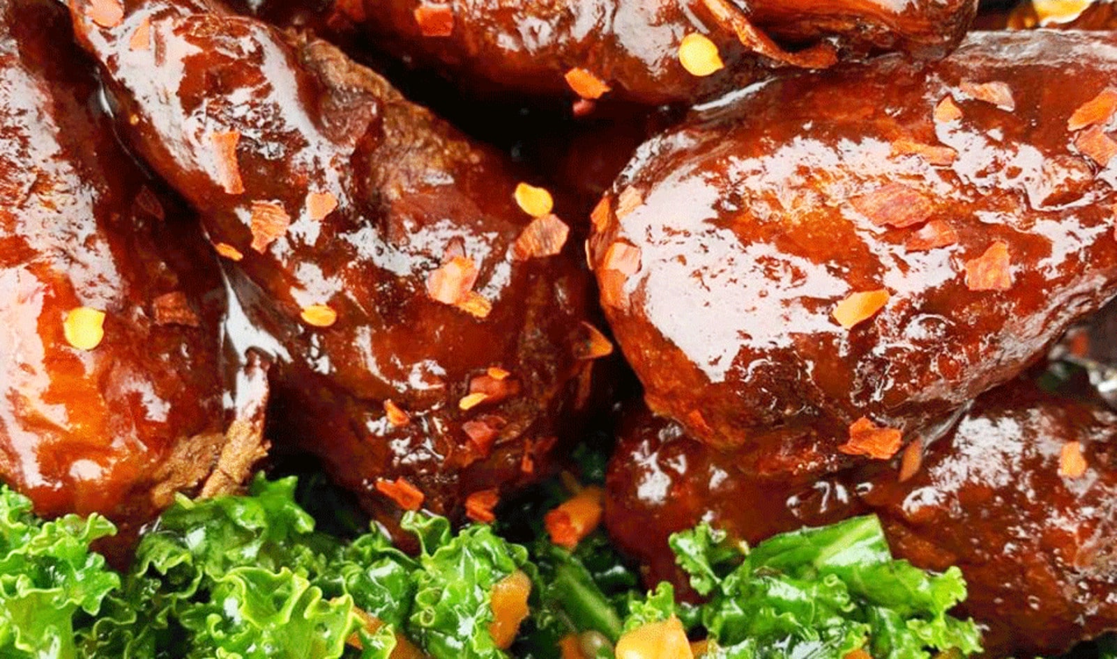 Vegan Wing-Eating Competition Kicks Off Next Week in Texas | VegNews