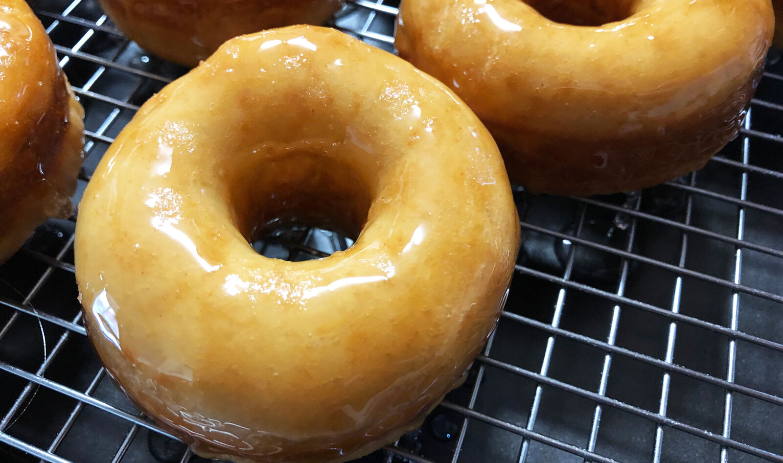 New Shop Brings Vegan Brioche Doughnuts to Maine