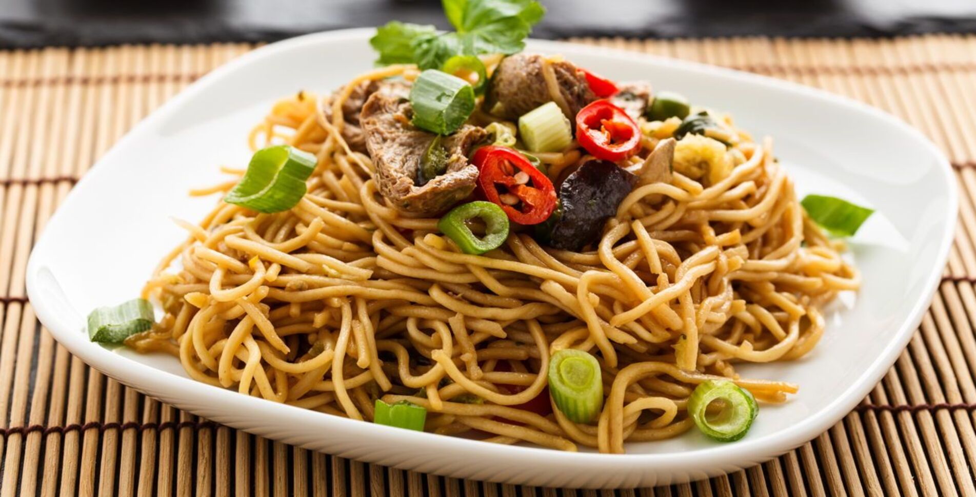 Vegan Beef and Vegetable Lo-Mein Noodles