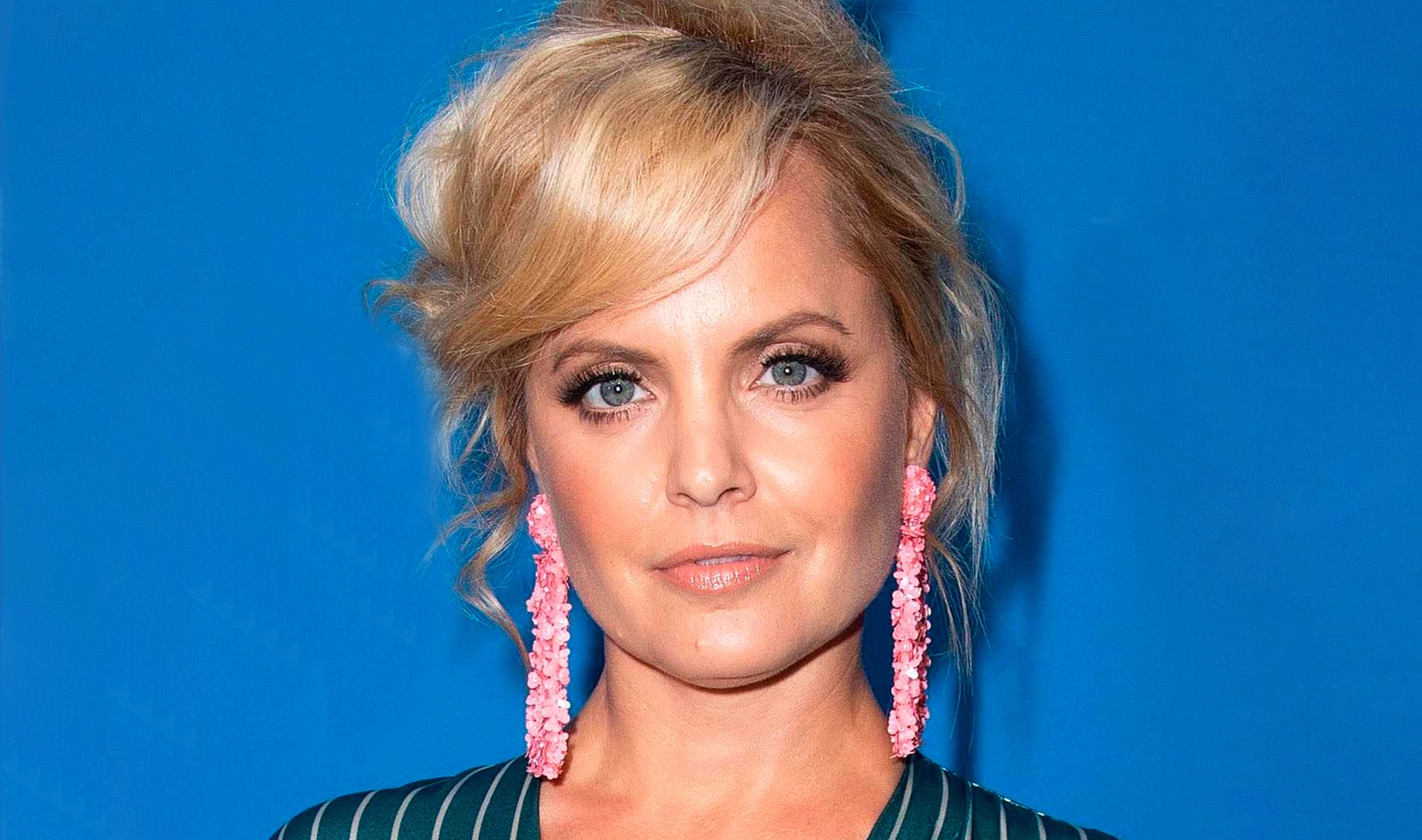 Actress Mena Süvari Demands Ban on Live-Animal Medical Training