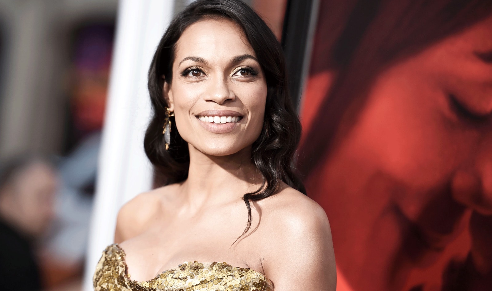 Rosario Dawson Goes Plant-Based to Fight Stress