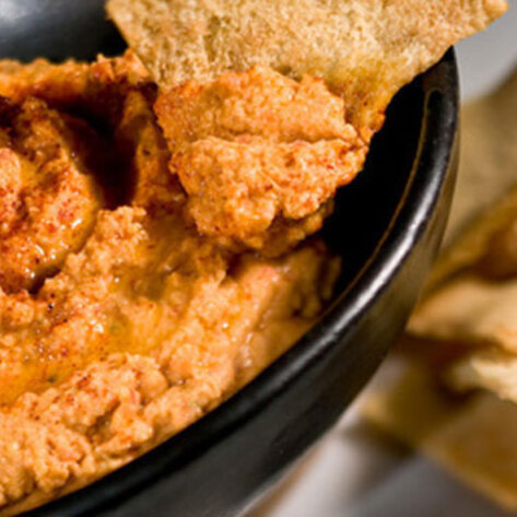 Vegan Roasted Red Pepper Dip