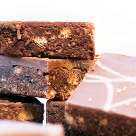 Vegan Banana Chip Brownies