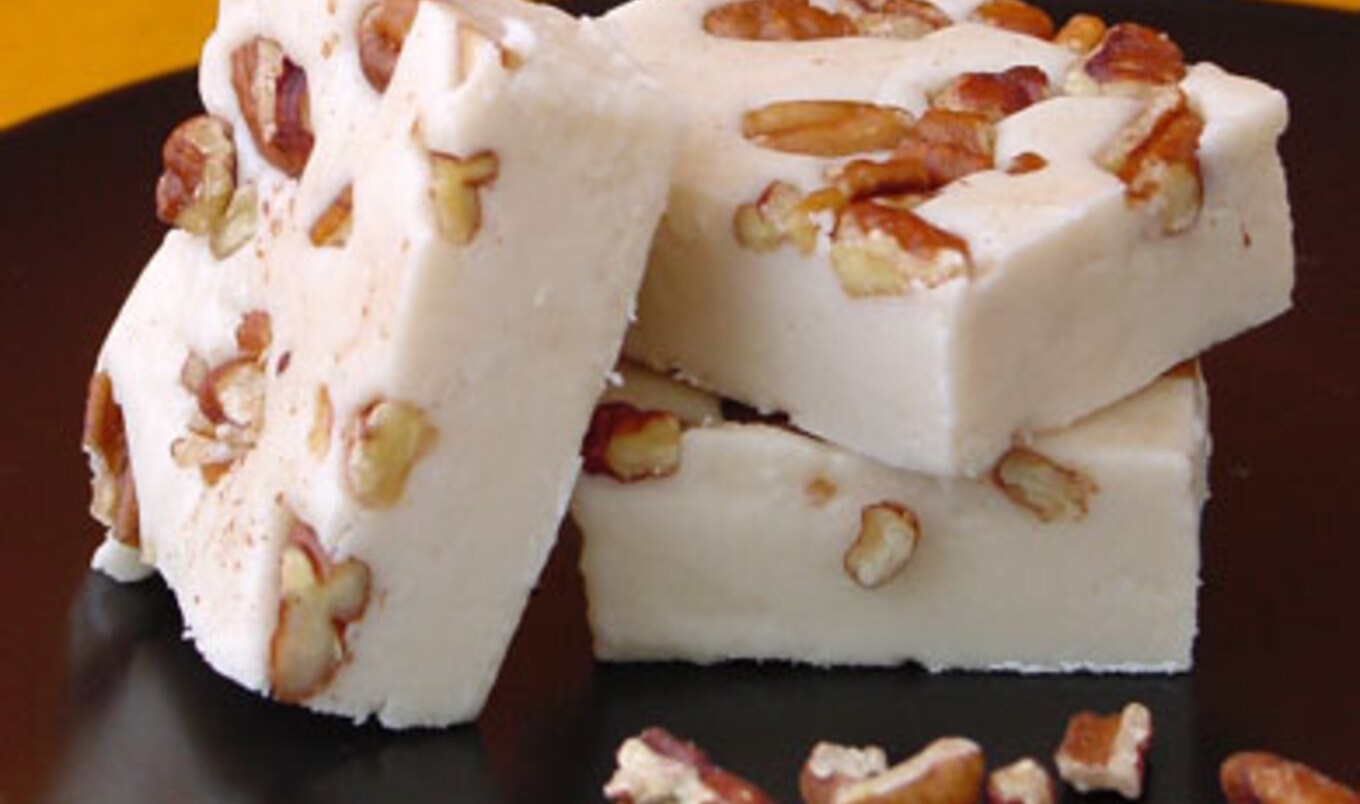 Vegan Butterscotch Pecan Fudge
