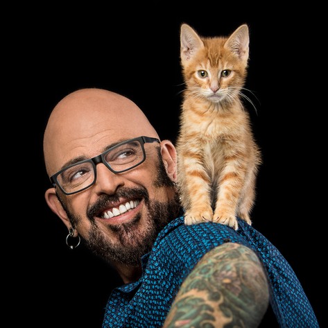 Why Cats Ultimately Led Cat Whisperer Jackson Galaxy to Veganism 