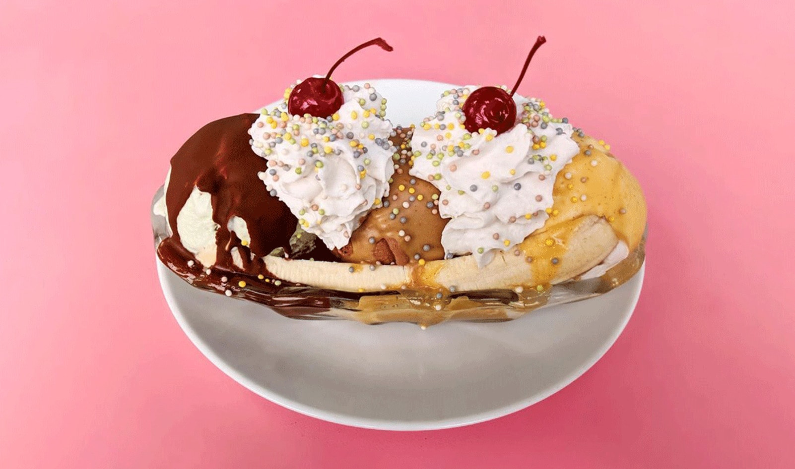 Vegan Cookies and Sundaes Come to Seattle’s “Gay City” Center for Pride Month 