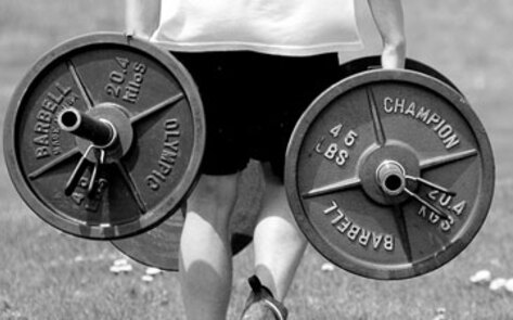 Veg Strongman Dies at 104