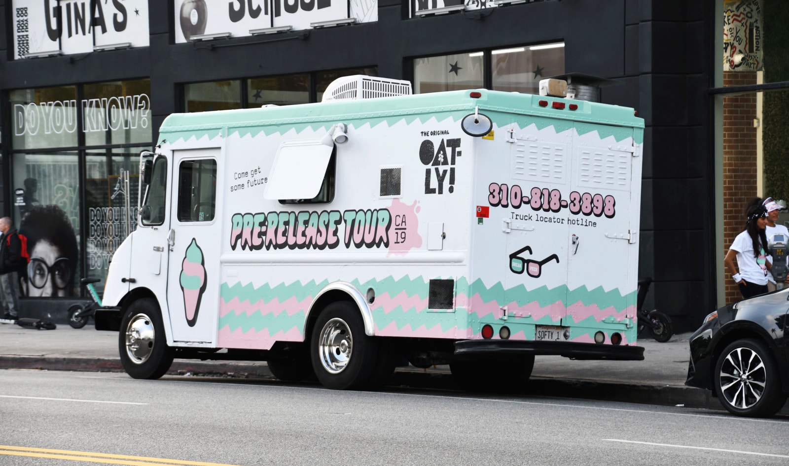Oatly’s Secret Vegan Ice Cream Truck Is Now Roaming Los Angeles