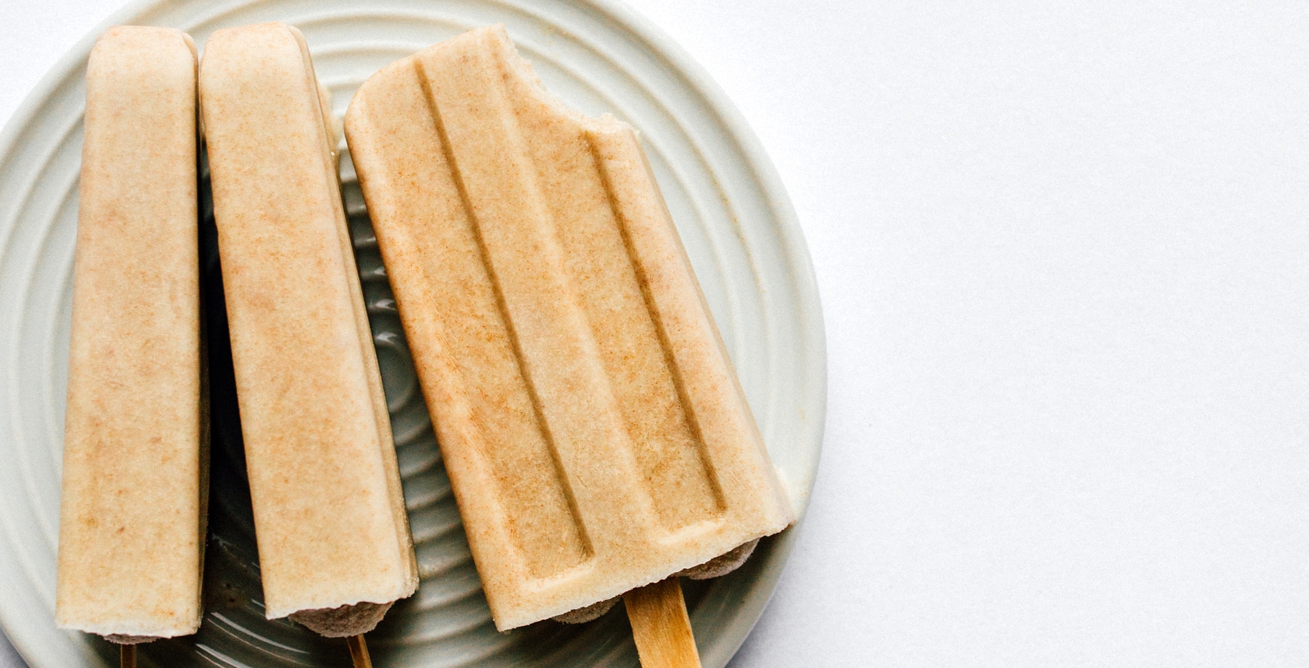 Dairy-Free Dulce Date Leche Popsicles (Just 4 Ingredients!)