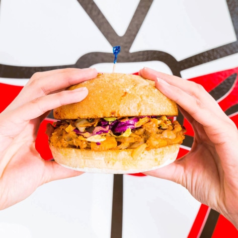 10 Vegan Pulled Pork, Rib, and Kebab Options for Your Backyard Barbecue