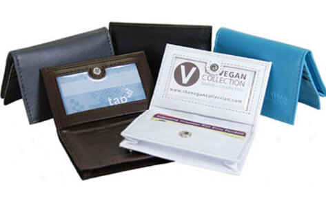 This Week's Giveaway: Leatherette Vegan Wallet!