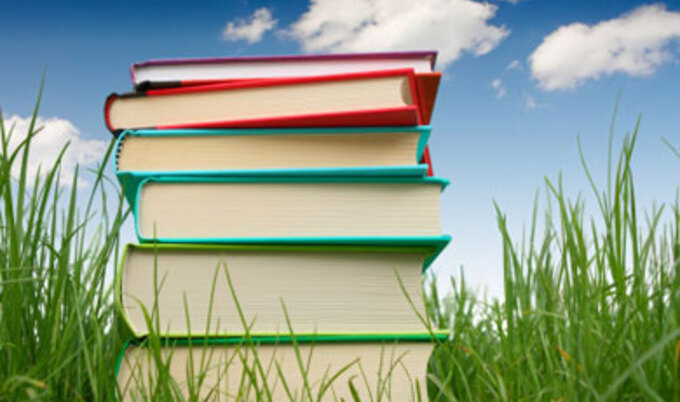 Featurette.Books