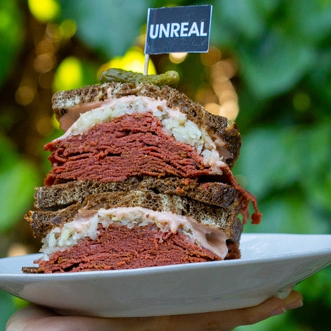 VegNews.UnrealDeli2