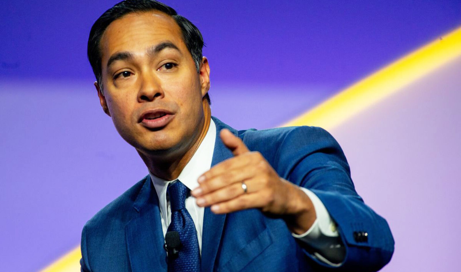 Julián Castro Responds to Trump with Extensive Animal-Rights Plan