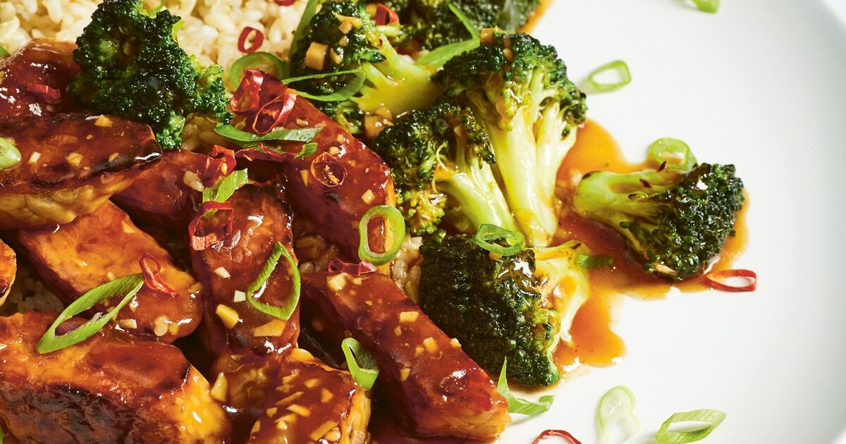 Isa Chandra Moskowitz’s Tempeh and Broccoli Stir-Fry | VegNews