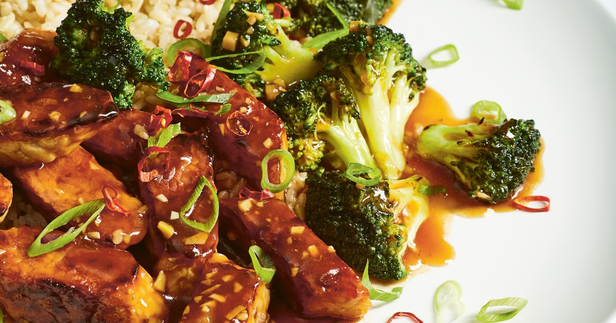 Beefy Vegan Tempeh and Broccoli VegNews